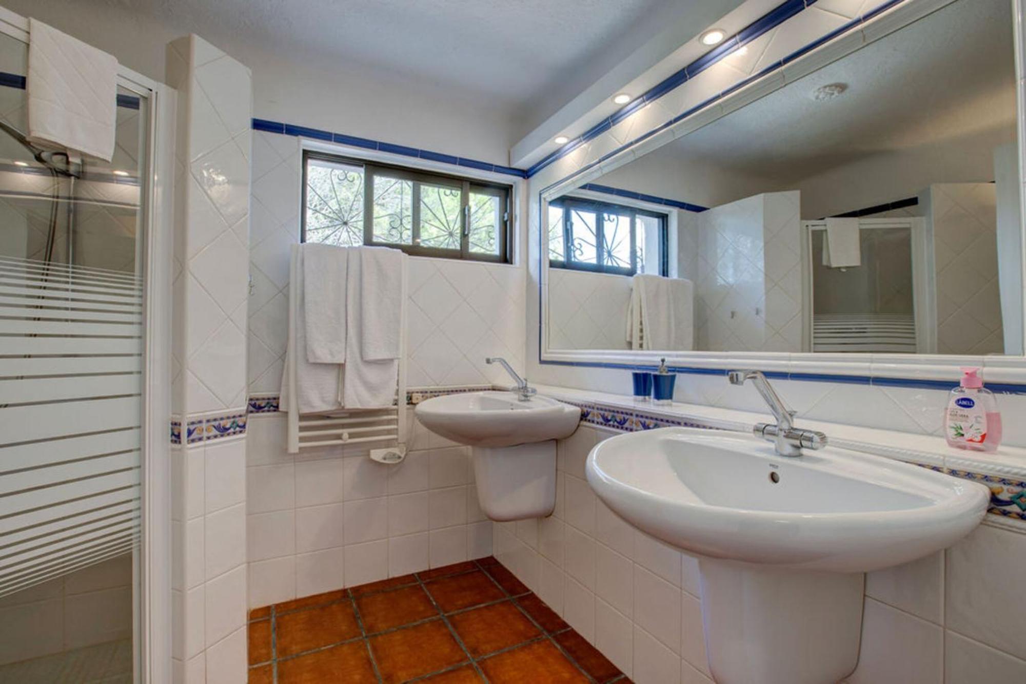Villa Barlavento - Stunning 4-Bedroom Villa With Tennis Court Carvoeiro  Buitenkant foto