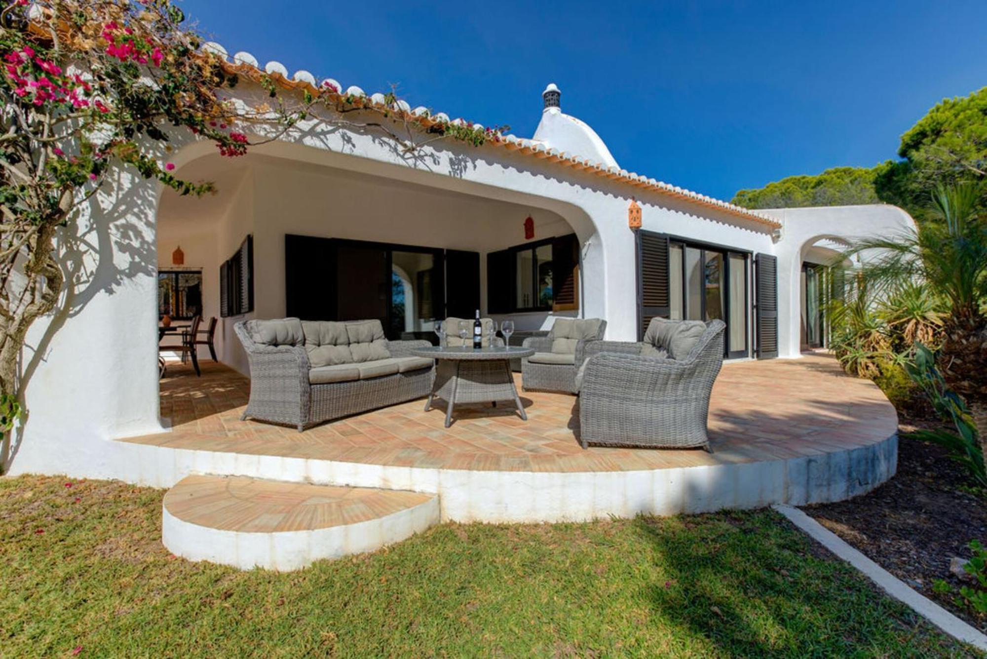 Villa Barlavento - Stunning 4-Bedroom Villa With Tennis Court Carvoeiro  Buitenkant foto