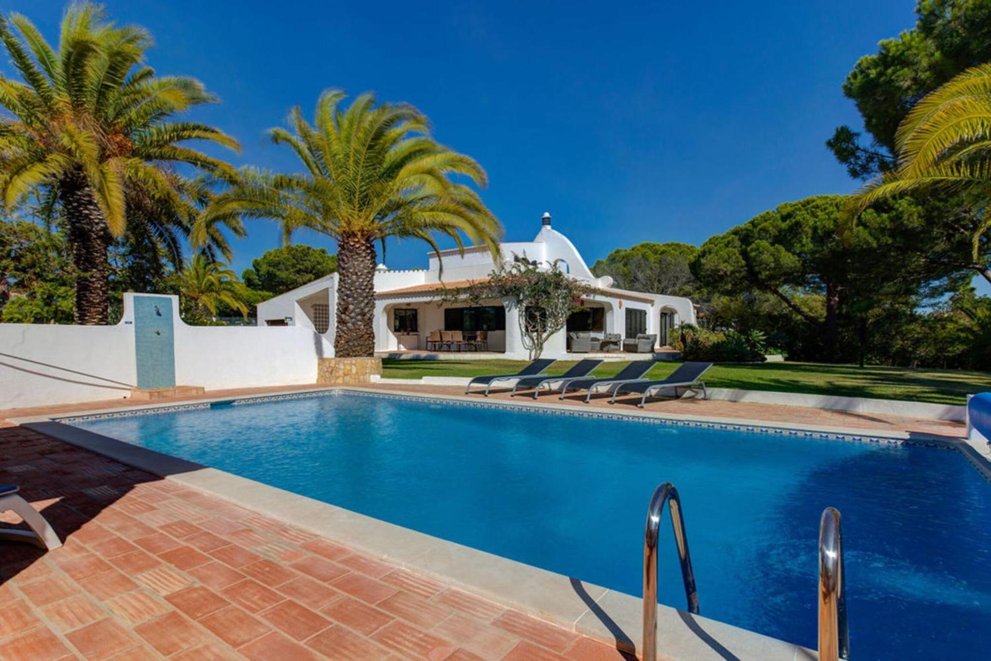 Villa Barlavento - Stunning 4-Bedroom Villa With Tennis Court Carvoeiro  Buitenkant foto