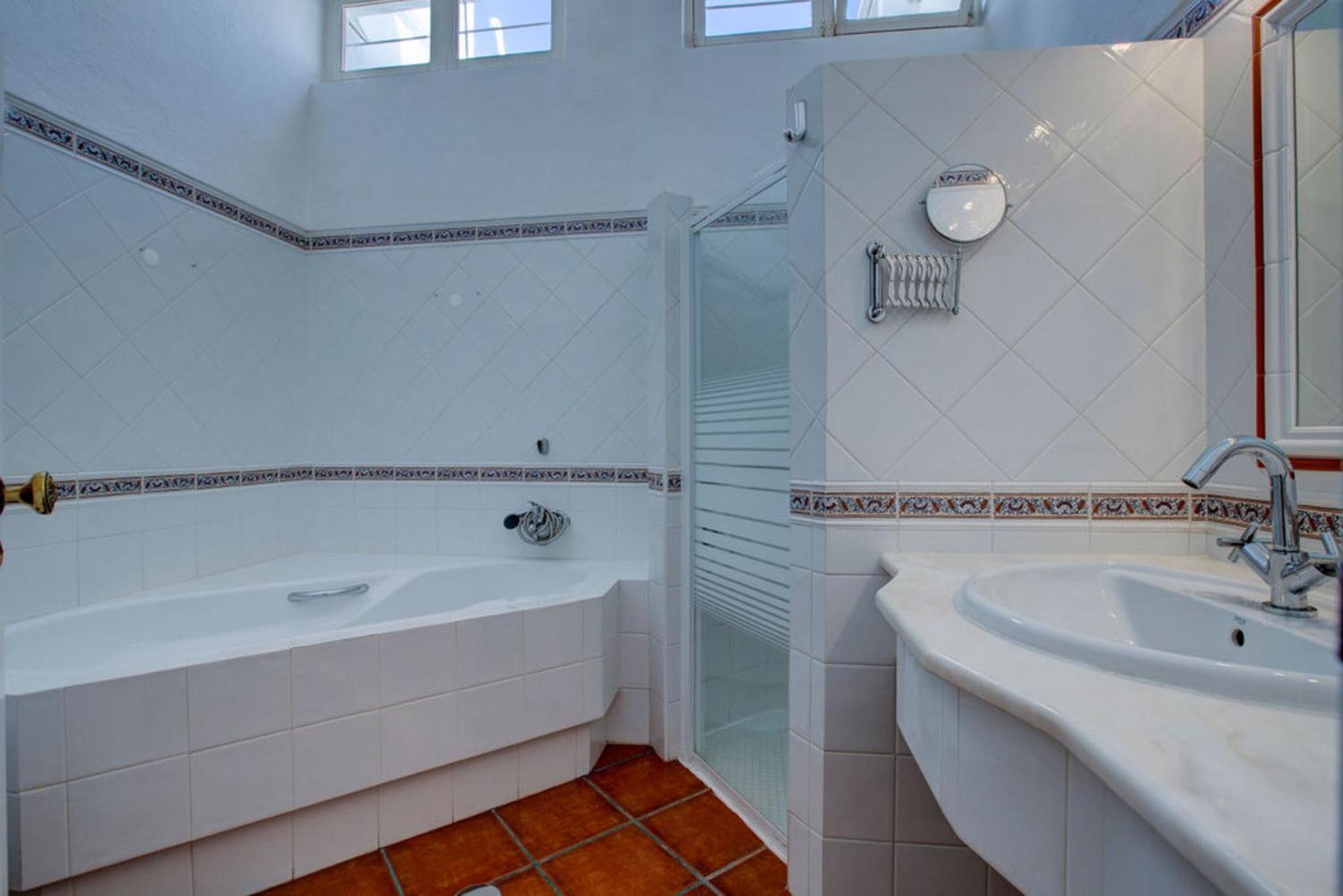 Villa Barlavento - Stunning 4-Bedroom Villa With Tennis Court Carvoeiro  Buitenkant foto