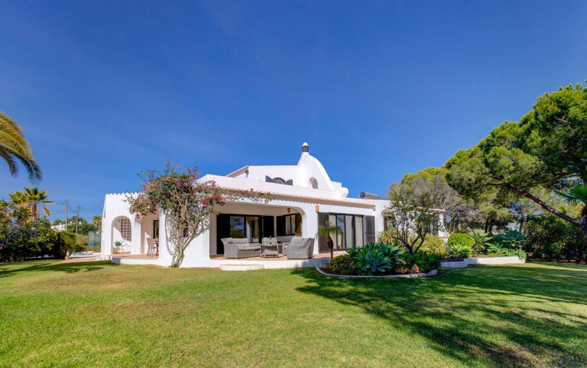 Villa Barlavento - Stunning 4-Bedroom Villa With Tennis Court Carvoeiro  Buitenkant foto